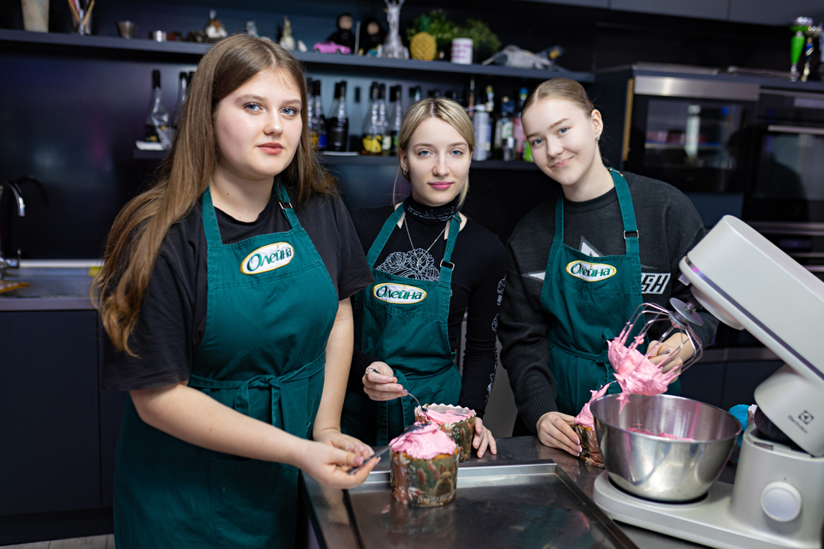 Easter Masterclass: Cheese Pascha, Culinary Tips, and a Festive Atmosphere!